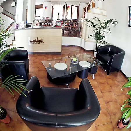 住宿加早餐酒店 House Garden Venezia *