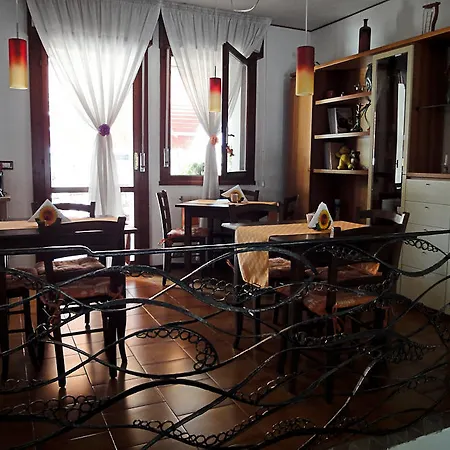 住宿加早餐酒店 House Garden Venezia 马尔孔